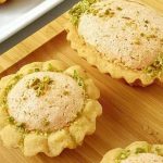 مواد لازم و آموزش تارت نارگیلی خانگی (مرحله به مرحله)