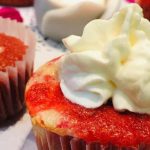 مواد لازم و آموزش ردولوت چیز کاپ کیک خانگی (مرحله به مرحله)