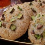 مواد لازم و آموزش قرابیه بادام خانگی (مرحله به مرحله)