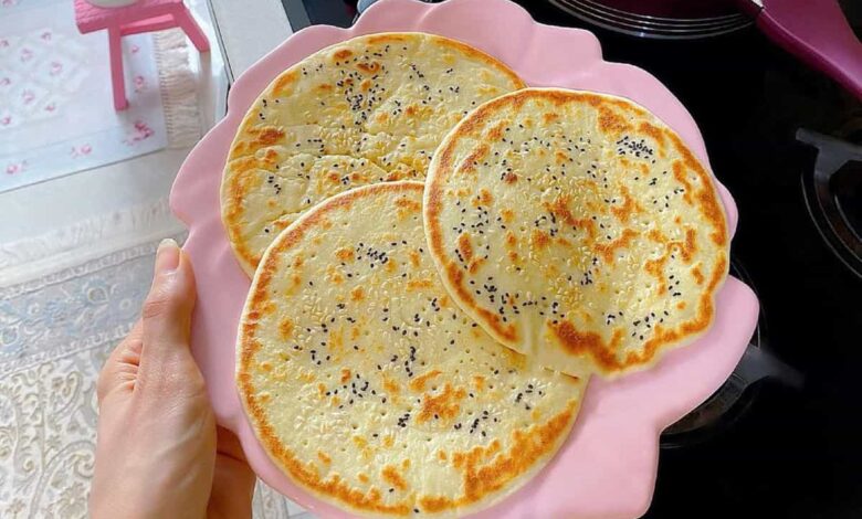 مواد لازم و آموزش نان ملاقه ای خانگی (مرحله به مرحله)