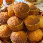 مواد لازم و آموزش کیک آجیلی خانگی (مرحله به مرحله)