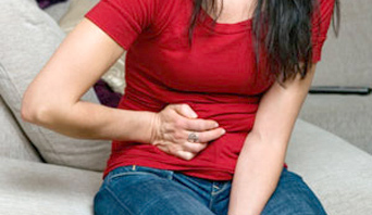 چگونه بفهمیم معده ما اسیدی شده است؟ (2 نکته مهم)