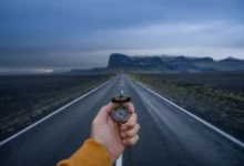 چجوری از قطب‌ نما برای پیدا کردن راه در طبیعت استفاده کنیم؟