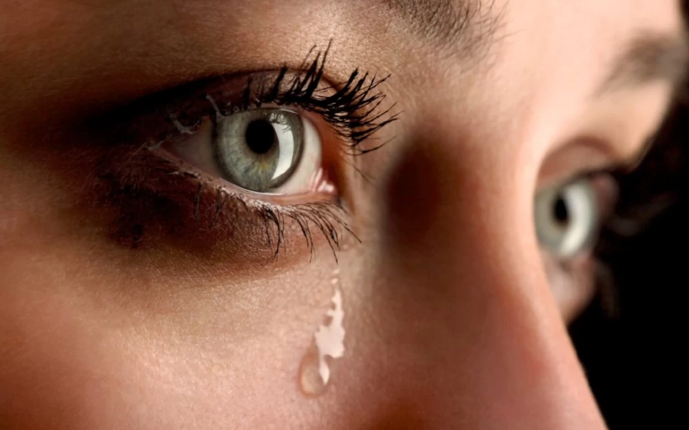 آیا می‌دانید اشک هم انواع مختلفی دارد؟