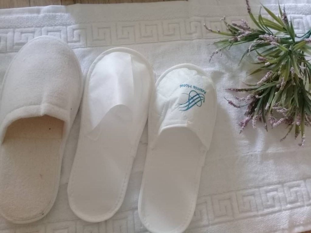  دمپایی هتلی حوله ای