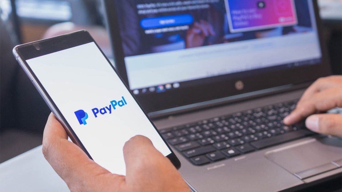 پی پال (PayPal)