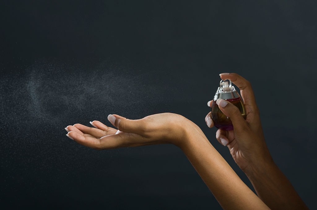 120 اسم خاص و منحصر بفرد برای عطر (زنانه،مردانه)