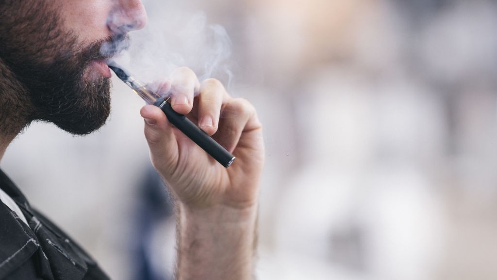 دستگاه ویپ (Vape) چیست؟ چه عوارض و خطراتی دارد؟ 