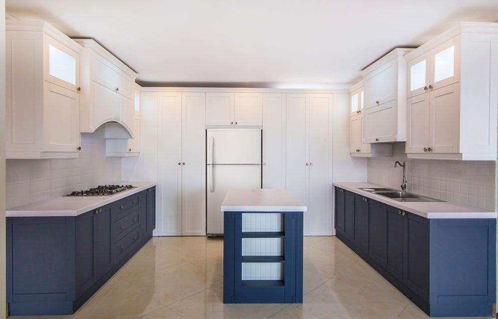 کابینت نئوکلاسیک دورنگ آکس چوب