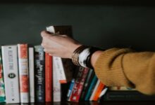 چهار کتاب که به ما می آموزد قدر فرصت های محدود زندگی را بهتر بدانیم