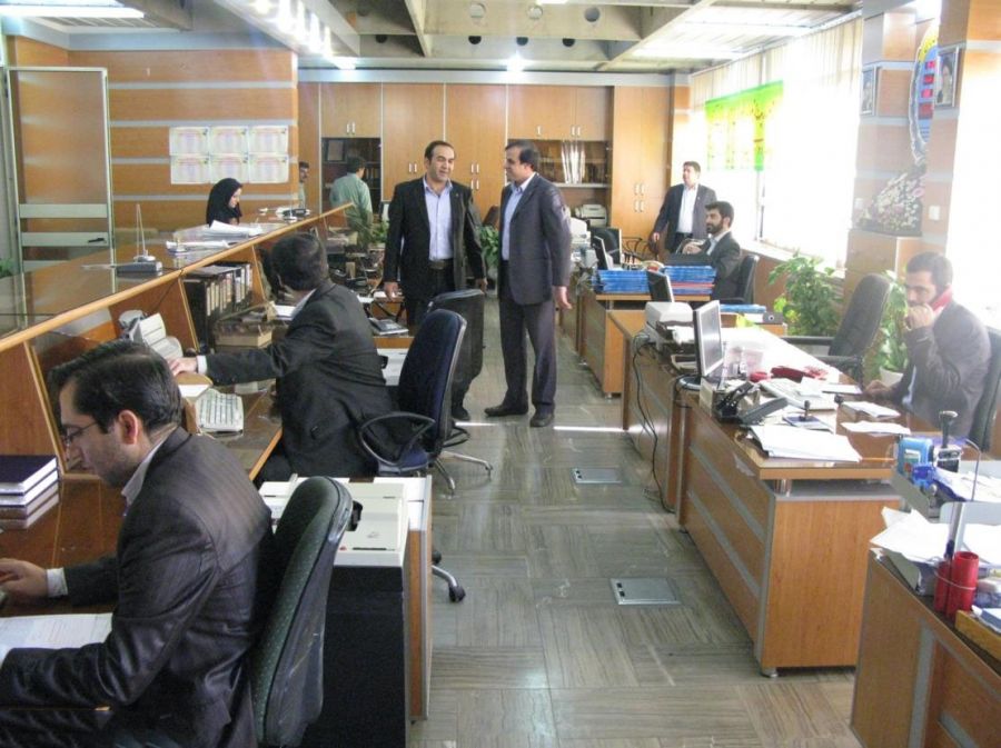 چگونه می توان کارمند بانک شد ؟