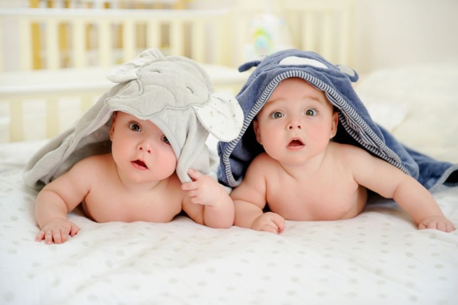 ۴۷۰ اسم دوقلو پسر شیک و زیبا مناسب تمام سلیقه ها