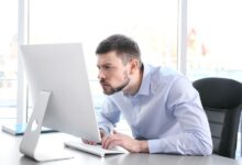 بهترین فاصله چشم از مانیتور چه قدر می باشد ؟