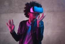 واقعیت مجازی (VR) چیست و چه تفاوتی با واقعیت افزوده (AR) دارد؟