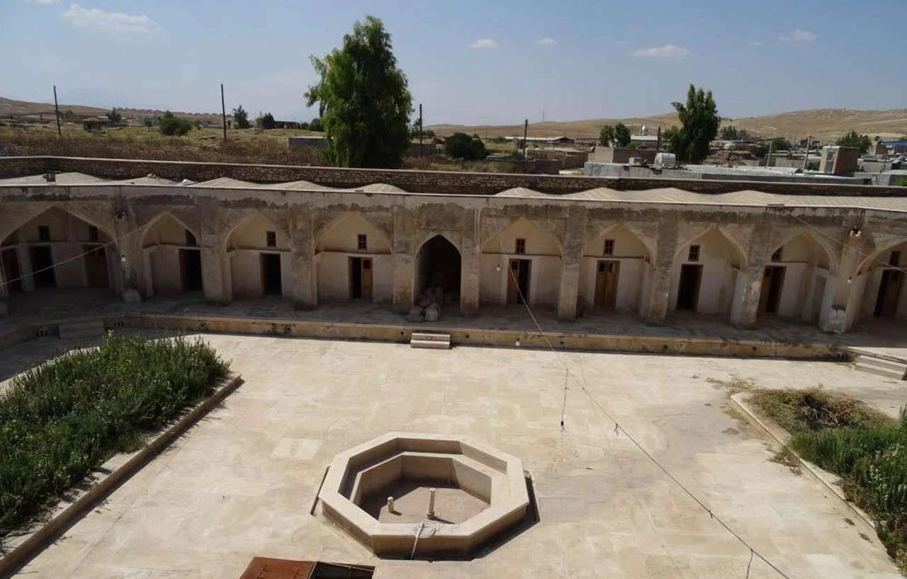 معرفی آثار باستانی و بنای تاریخی یاسوج (2 نکته مهم) معرفی آثار باستانی و بنای تاریخی یاسوج (2 نکته مهم)