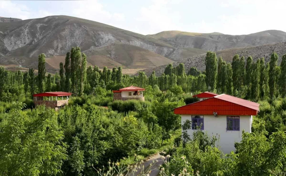 سفر به روستای ارنگه
