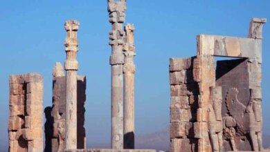 معرفی آثار باستانی و بنای تاریخی شیراز (2 نکته مهم)