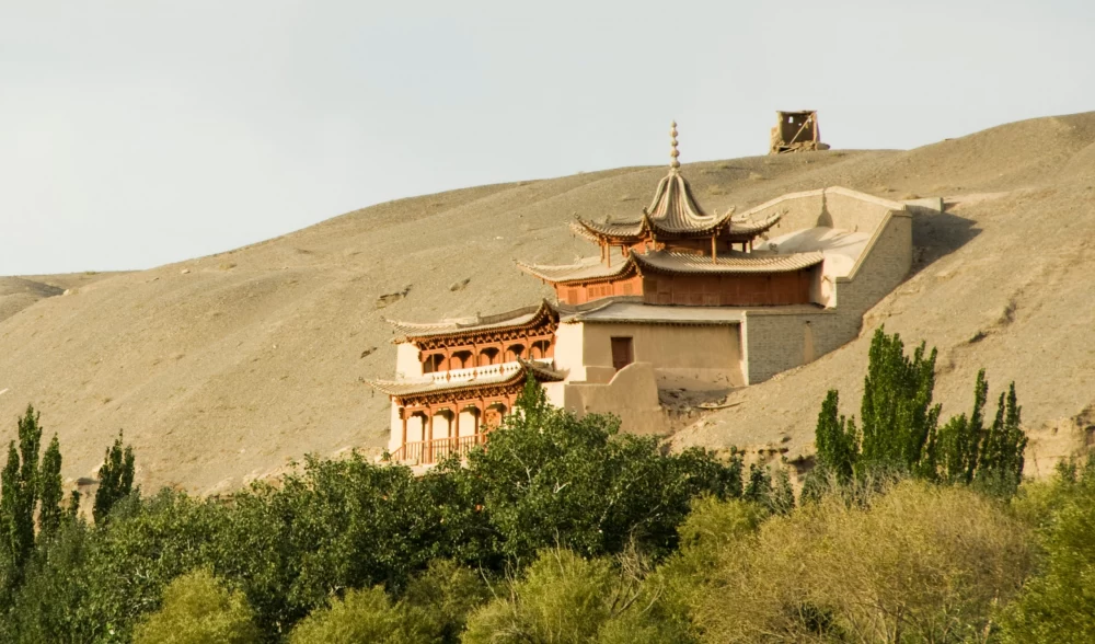 غارهای موگای در کجاست؟
