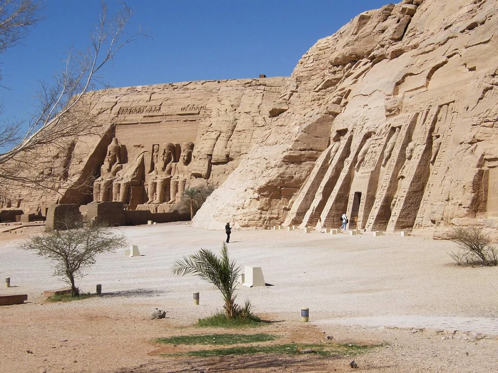 معبد ابوسمبل کجاست؟