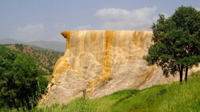 چشمه کانی گراوان طبیعتی زیبا در دل استان آذربایجان (+ تصاویر)