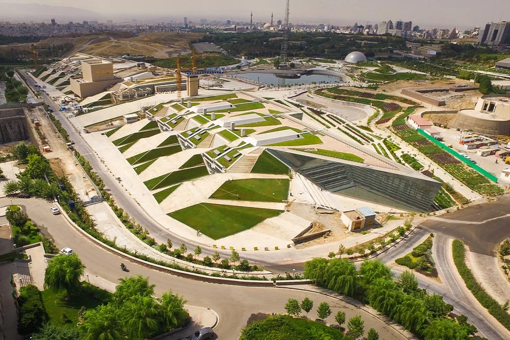 دیدنی های تهران در تابستان + عکس و آدرس (+ تصاویر) دیدنی های تهران در تابستان + عکس و آدرس (+ تصاویر)