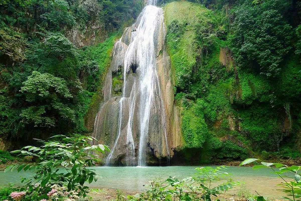 آبشار شاه لولاک کجاست ؟ (+ تصاویر) آبشار شاه لولاک کجاست ؟ (+ تصاویر)