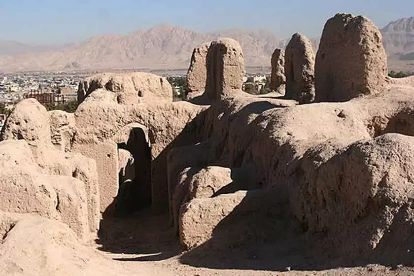 آتشکده آناهیتا کرمان
