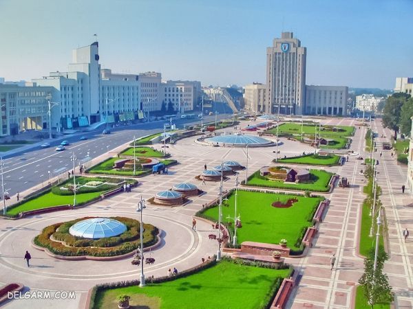 میدان استقلال