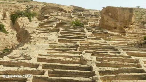 گور تمدن ها در کنگان