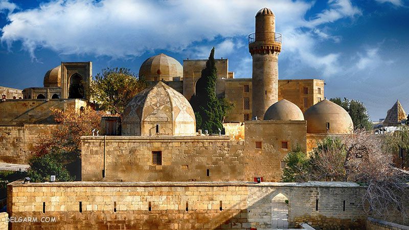 گردش در شهر باکو