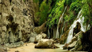 آبشار هفت چشمه کجاست؟ راهنمای جامع بازدید + عکس و آدرس (+ تصاویر)