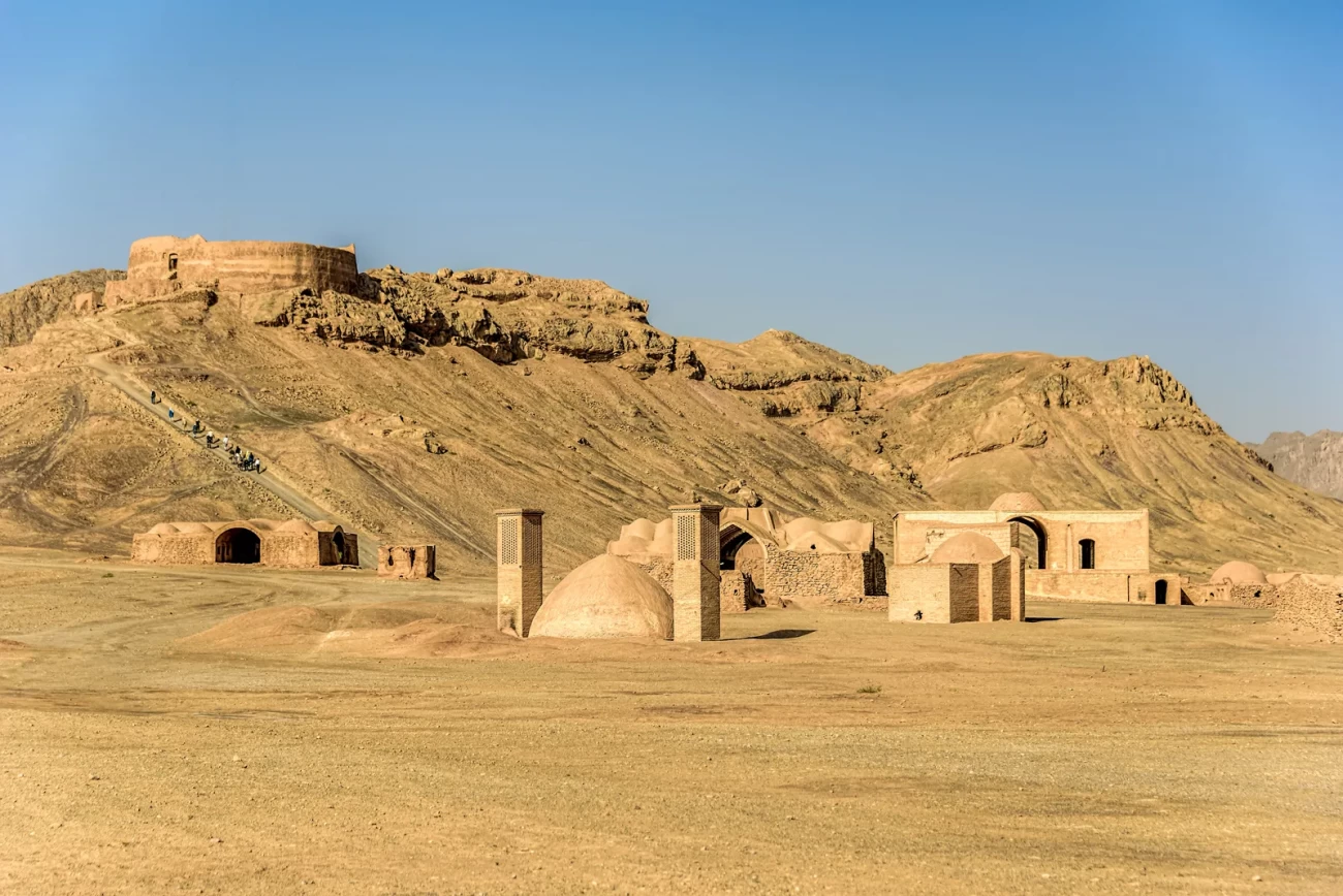 دخمه زرتشتیان یزد کجاست؟