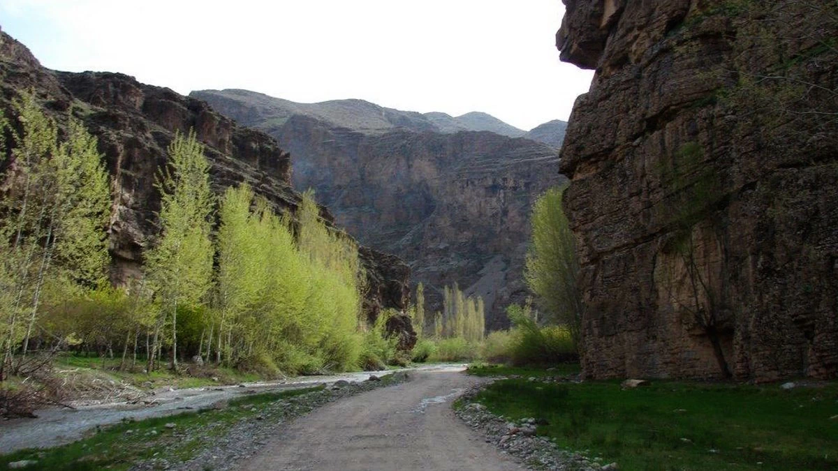 دره آل مشهد کجاست