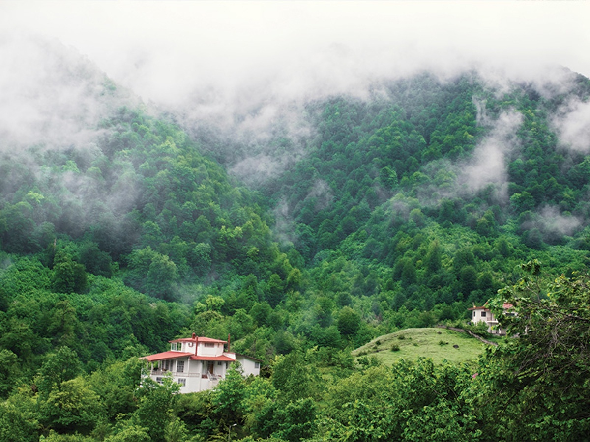 روستای جنگلی اندبیل کجاست؟ راهنمای سفر به شهرستان خلخال (+ تصاویر)