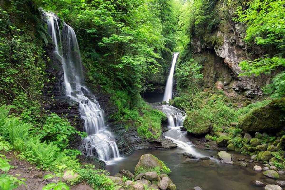 آبشار ماهی مشو کجاست