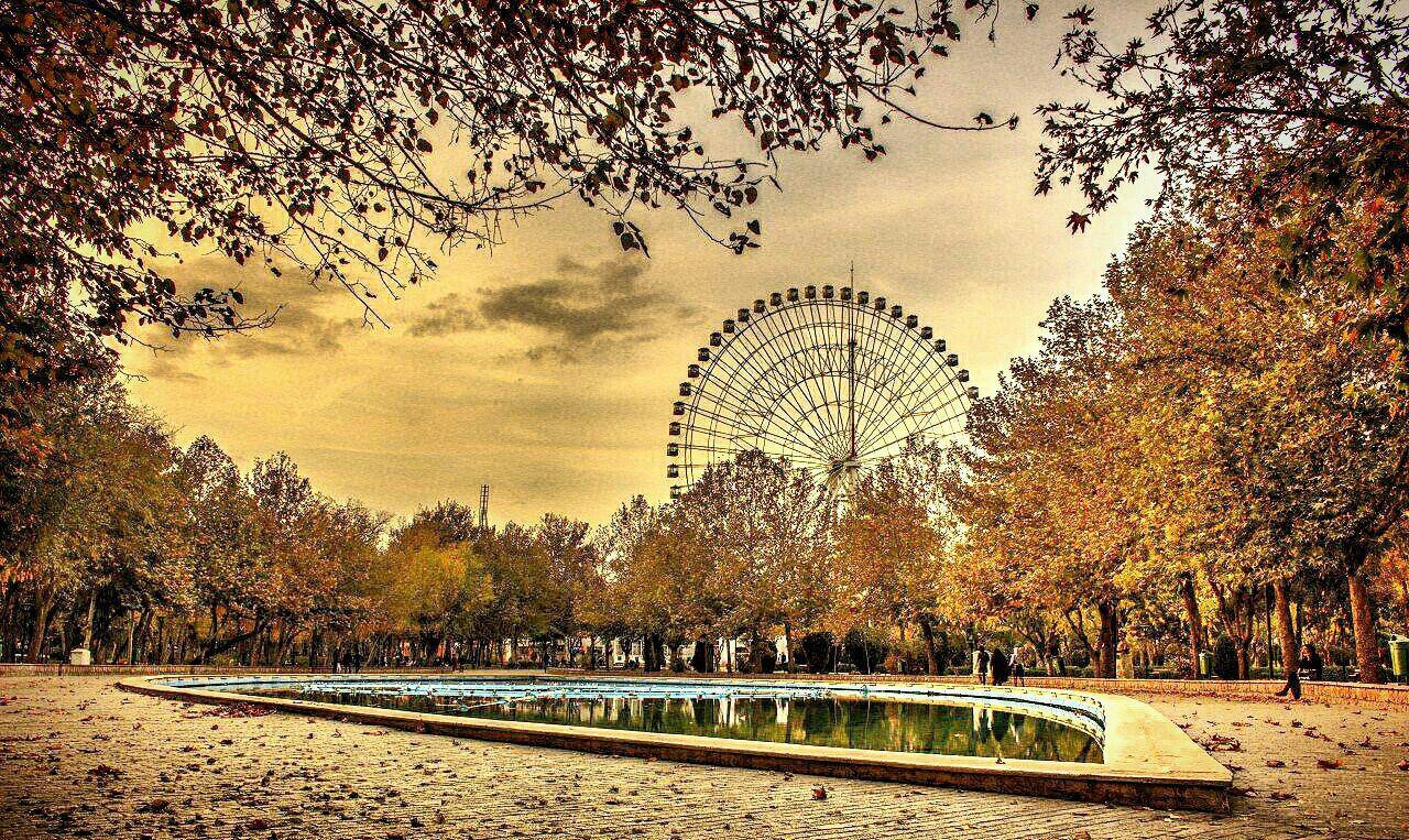 بازدید از جاهای دیدنی مشهد با مترو (+ تصاویر)