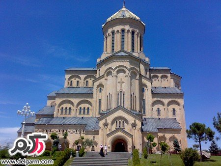 آشنایی با کلیسای جامع تثلیث به همراه تصاویری زیبا
