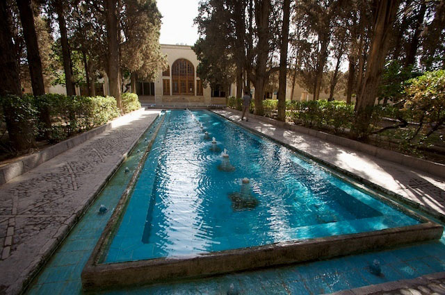 باغ وحمام فین کاشان