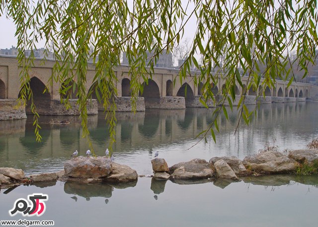 به اصفهان برو که تا ببینی بهشت دوم-قسمت اول