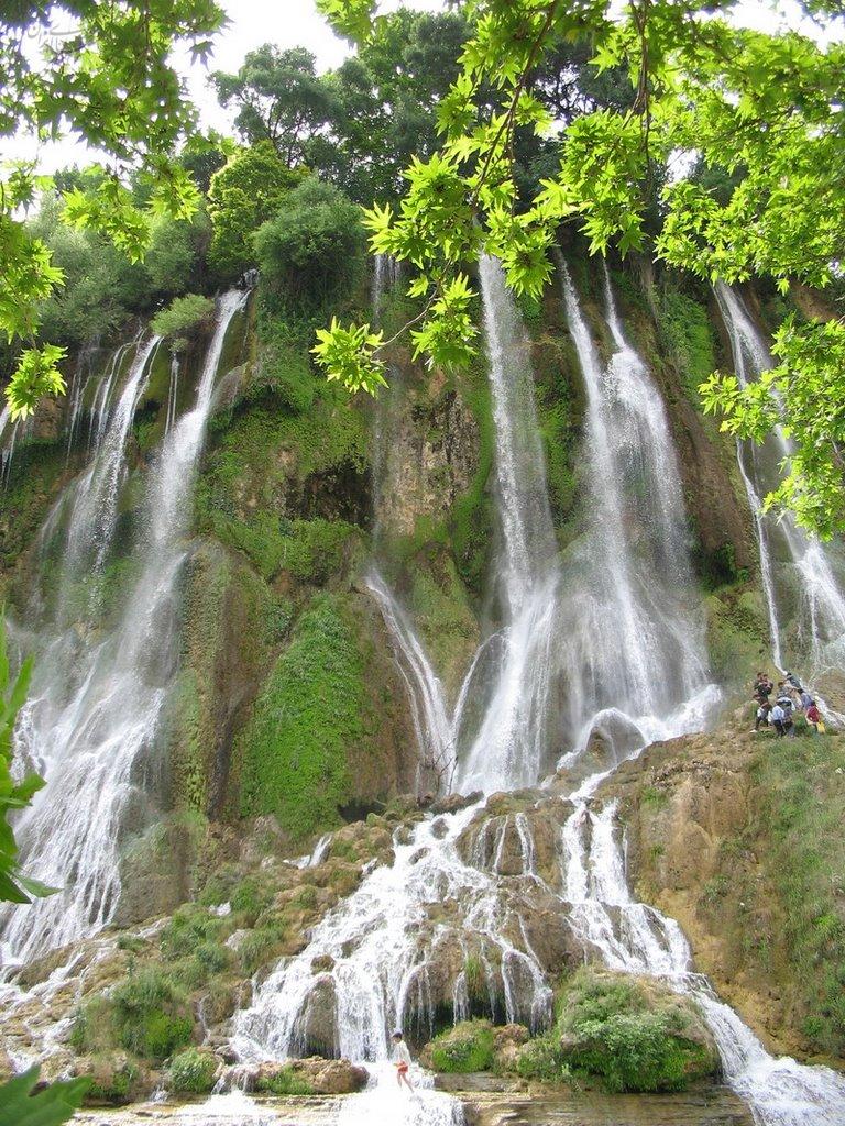 بیشه: یکی از زیباترین آبشارهای ایران+عکس
