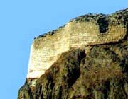 راهنمای جامع بازدید از قلعه قهقهه: دژ تسخیرناپذیر صفویان در دل آذربایجان(+ تصاویر)