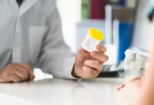 بررسی علل وجود خلط در مدفوع (2 نکته مهم)
