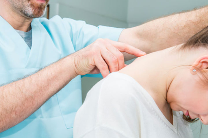 جراحی دیسک گردن چگونه انجام میشود ؟ (2 نکته مهم)