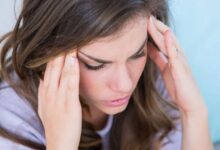چگونه درخانه سردرد شدید را کاهش دهیم ؟ (2 نکته مهم)