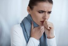 چگونه با عسل سرفه را درمان کنیم؟ (2 نکته مهم)