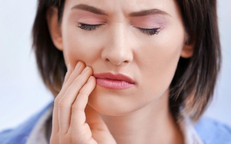 علت التهاب زبان (گلوسیت) چیست؟ (2 نکته مهم) علت التهاب زبان (گلوسیت) چیست؟ (2 نکته مهم)