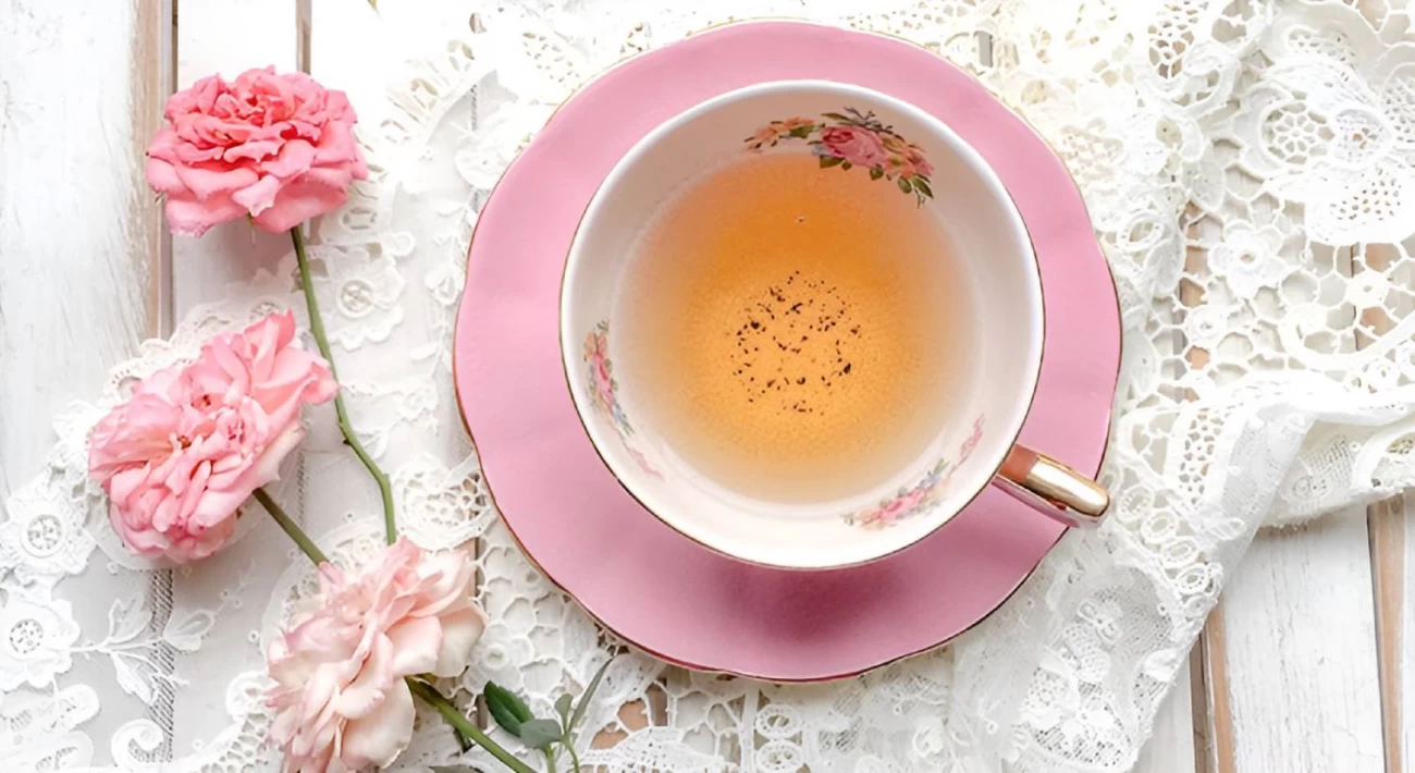 11 چای مفید و فوق العاده برای درمان کم خونی (2 نکته مهم)