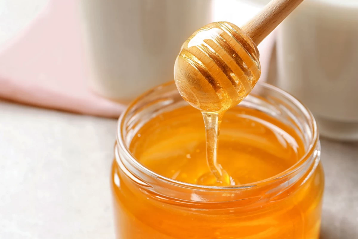 عسل چه تاثیری در کاهش اضطراب و استرس دارد ؟ (2 نکته مهم) عسل چه تاثیری در کاهش اضطراب و استرس دارد ؟ (2 نکته مهم)
