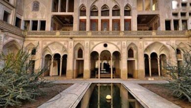 خانه عباسیان، خانه محجبه نقاب دار (+ تصاویر)