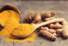خواص اعجاب انگیز زردچوبه برای درمان مشکلات تخمدان و عفونت رحم (2 نکته مهم)